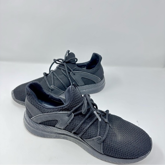 Skechers Air-Cooled Memory Foam Lite-Weight Water Repellent Black Sneakers - Picture 2 of 5